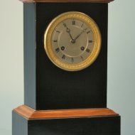 Fench black wooden mantelclock, ca. 1830