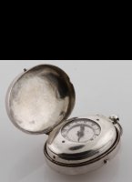 Antique silver puritan pocket watch with date-indication and silver outer case by Jan Janss Bockels, Hage.
He was the first watchmaker in den Hage. His father, Jan Janss Bockels, came from Aachen and worked in Haarlem around 1600. His brother Mathijs worked also in Haarlem.
The son Jan Janss Bockels started working in den Haag in 1626.