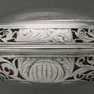 Silver quarter repeating pair case vergewatch, signed: 'Paine, London'. Engraved and open-worked cases. ca. 1740.