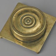 Brass German sundial, signed 'T.FVCHS', ca 1600