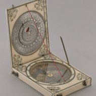 Ivory Dieppe 'Bloud' magnetic azimuth diptych sundial, France ca. 1660.