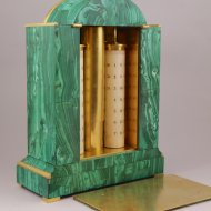 Russian Julian and Gregorian Calendarium Perpetuum (Calendrier Perptuel, Calendar) in malachite.